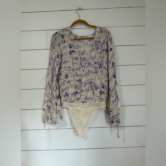 NWOT  FREE PEOPLE Everything's Rosy Bodysuit - Blue - Picture 5 of 10
